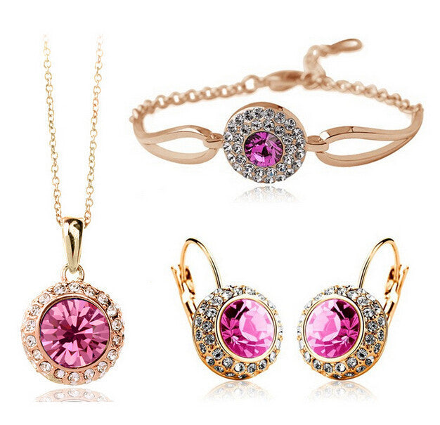 Girlfriend gift jewelry set Style: Korean style Korean style / Korean style
Material: Alloy
Processing technology: diamond
Style: Women's
Set combination: earrings + item decoration + hand decoration
Packaging: Individually packed
Applicable gift-giving o