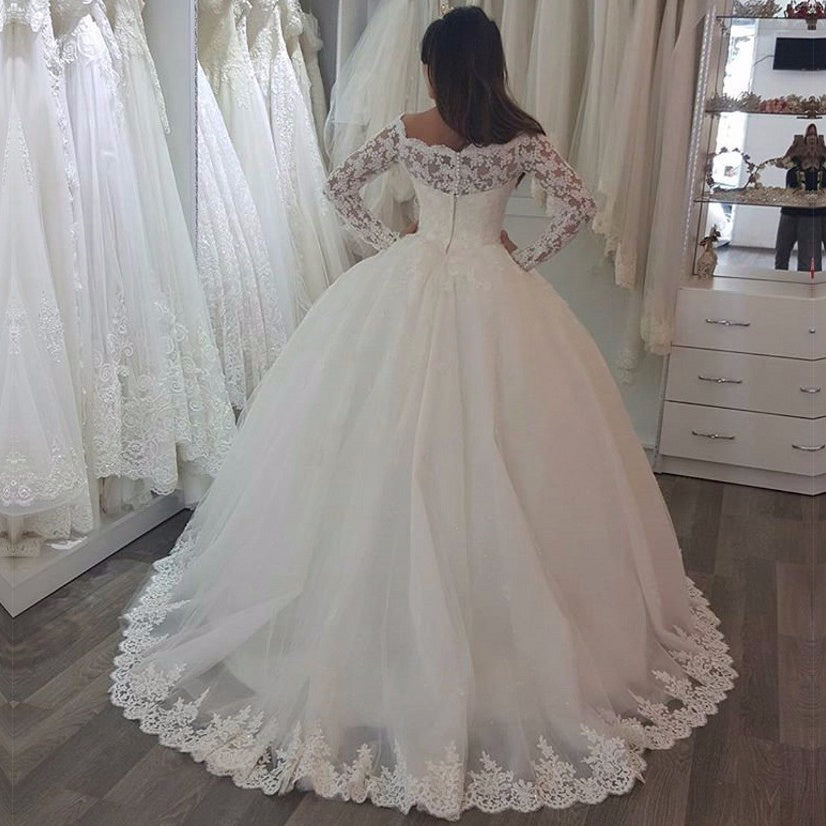 Elegant Ladies Custom Wedding Gown Bridal Dresses